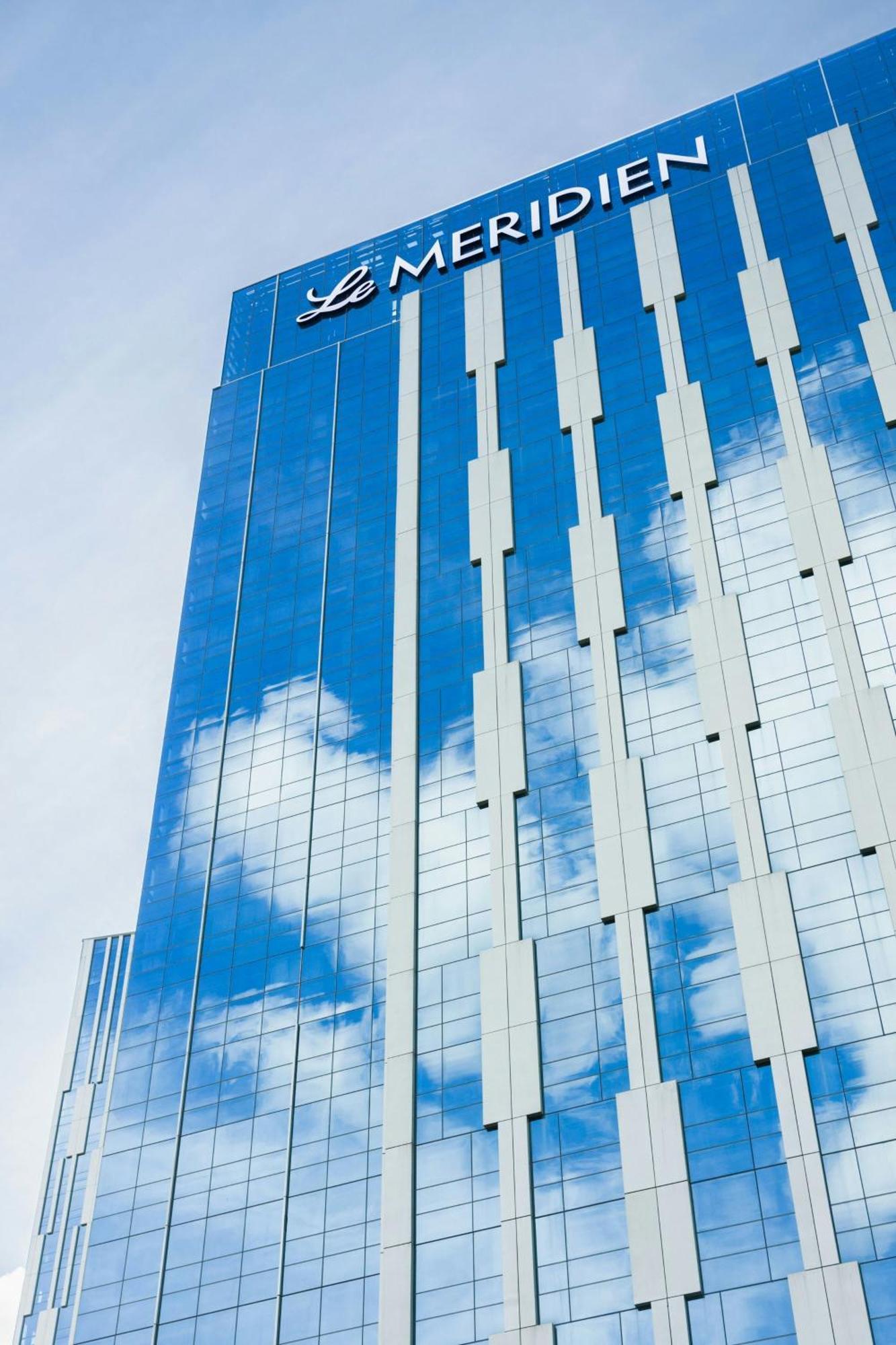Le Meridien Putrajaya Exteriér fotografie The building's facade